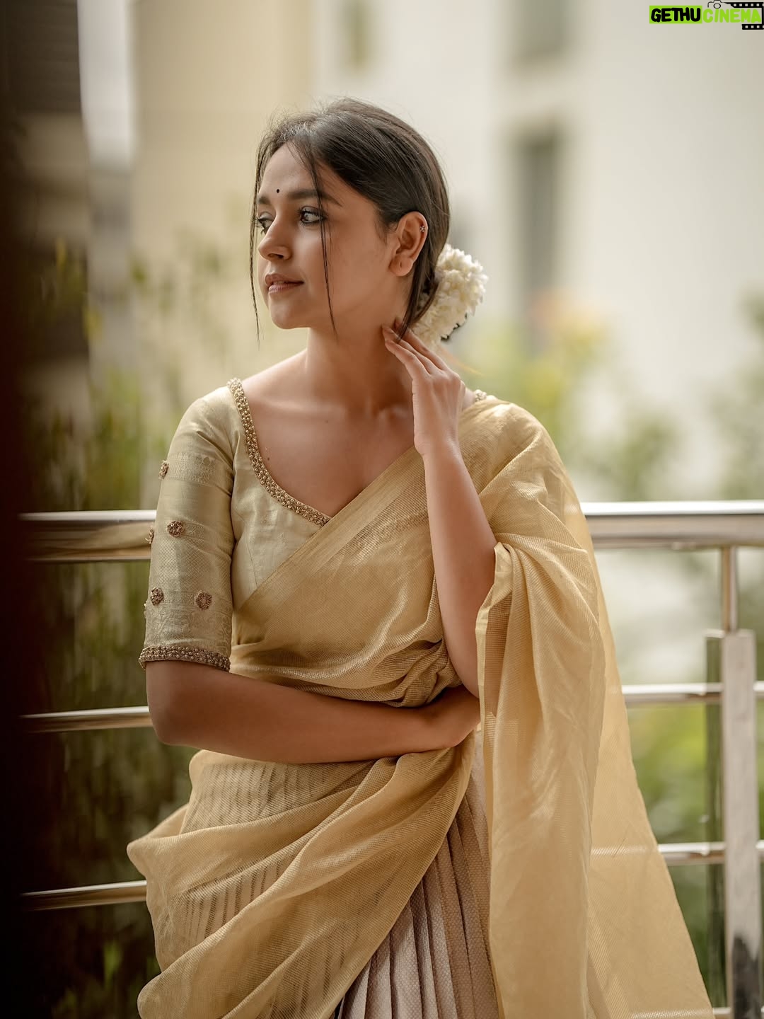 Nisha Ravikrishnan - 140.5K Likes - ಯಾರೆ ನೀನು !?🕊

Outfit : @rentyourlook_by_chandangowda 🫶
Pc:@sandeep__photograph_ 🫰🏻
Makeover:@thanumakeuphairartist 🫰🏻