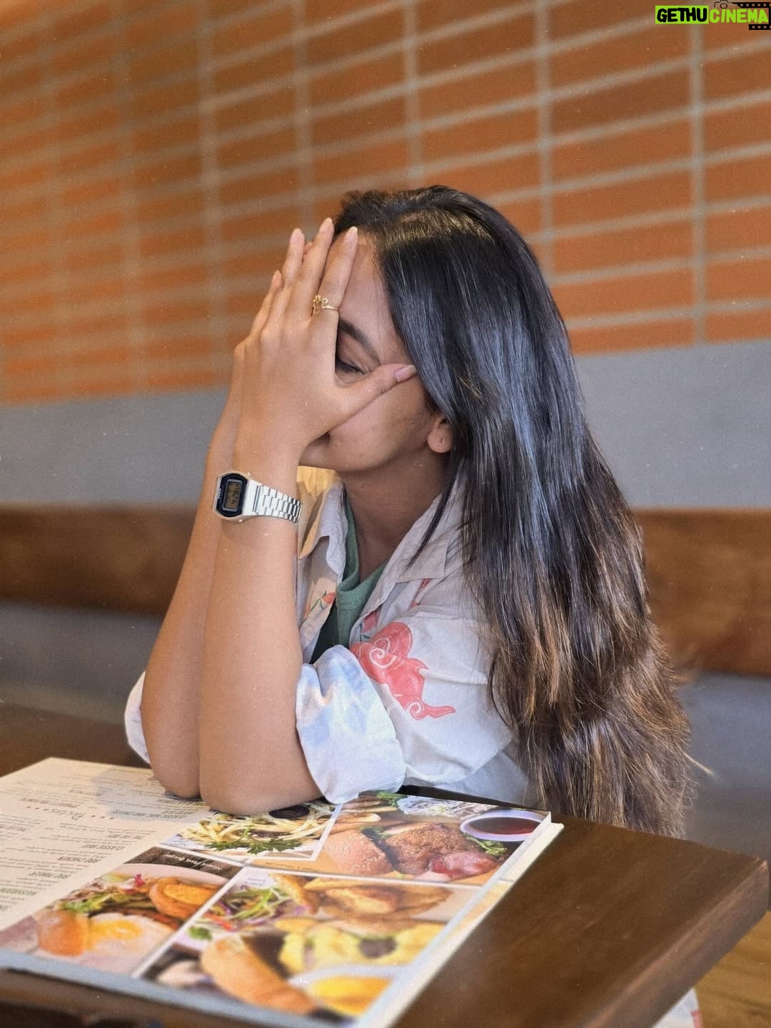 Nisha Ravikrishnan - 119K Likes - ನನ್ನಾಣೆ ರೀ !!! 🫢

Pc: love my photographer too😘 @nagashree__begar
