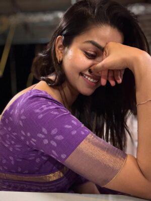 Nithya Ram Instagram - 💜  #menmetime #sareeswag #breezyevening #soulfulvibes