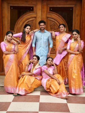 Nithya Ram Instagram - “The real definition of expandable force? This Set Anna squad 💥💪”
.
.
.
#annaserial #sivabalan #actor #acting