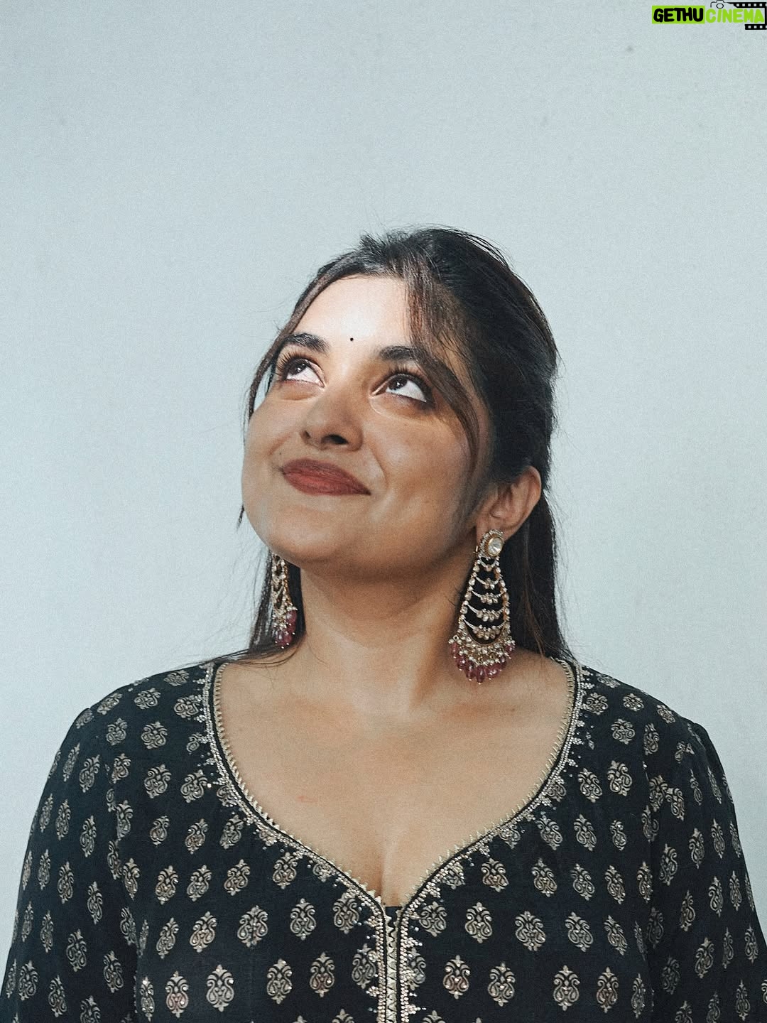 Nivetha Thomas - 1.1 Million Likes - 😊✨