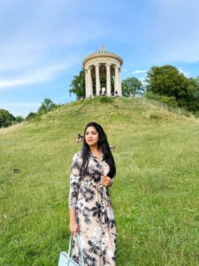 Actress Niyuktha Prasad HD Photos and Wallpapers August 2025