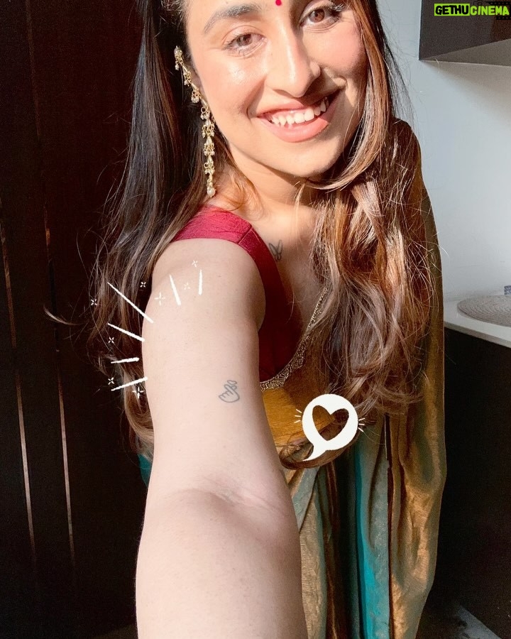 Noopur Kalra - 1.7K Likes - The past two weeks have been a mix of everything—fashion moments that made me feel me ✨, baby snuggles that made my heart melt 🥹, and date nights that reminded me why love is in the little things 💕. Some days feel like a whirlwind 🌪️, others like a warm hug 🤗, but every single one is a piece of the story I wouldn’t trade for anything. ❤️

What’s been the best part of your February so far? 💬👇🏼 #LifeLately #FebruaryRecap #OOTD #MomLife #DateNightVibes #noopurkalra