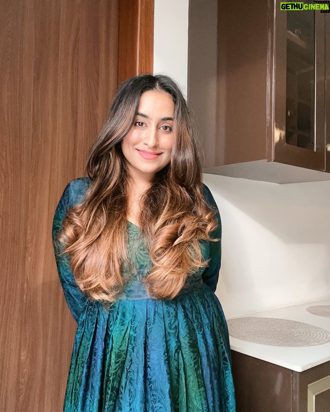 Noopur Kalra - 2.8K Likes - Manifesting my way into being your next hair care ambassador ✨💁‍♀️😅