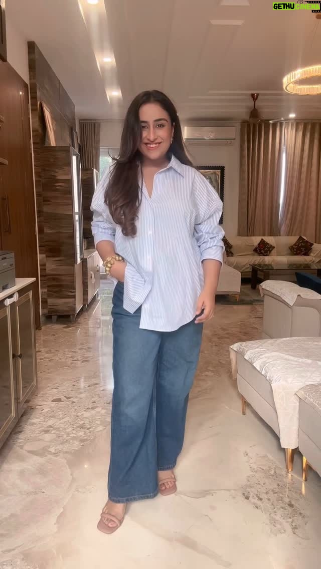 Noopur Kalra - 2.9K Likes - Day 2 I kept it simple by just doing some shopping 🫢. But isn’t that a must during birthday months? ☺️. Comment below for the links 🔗 #noopurkalra