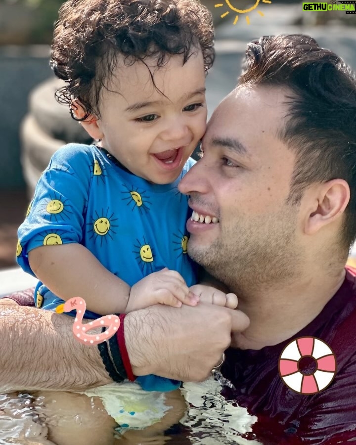 Noopur Kalra - 1.7K Likes - The past two weeks have been a mix of everything—fashion moments that made me feel me ✨, baby snuggles that made my heart melt 🥹, and date nights that reminded me why love is in the little things 💕. Some days feel like a whirlwind 🌪️, others like a warm hug 🤗, but every single one is a piece of the story I wouldn’t trade for anything. ❤️

What’s been the best part of your February so far? 💬👇🏼 #LifeLately #FebruaryRecap #OOTD #MomLife #DateNightVibes #noopurkalra