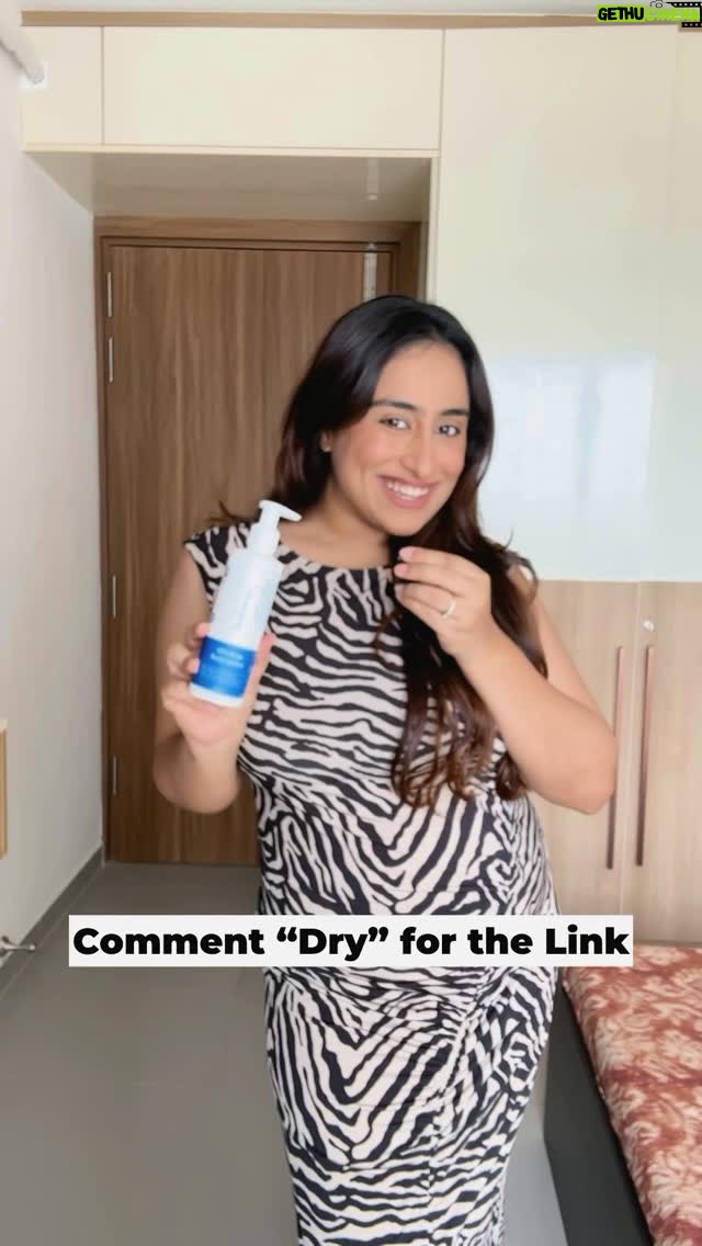 Noopur Kalra - 1.1K Likes - Comment for link ✨ Finally found a body lotion that actually fixes dry, flaky skin – soft, smooth & hydrated for 48 hours!
.
.
urea lotion, urea moisturiser, dry skin, flaky skin, scratch test, transformation alert, winter care, soft skin, smooth skin, dry hands, dry legs, ten percent urea, body care, body care routine, self care, bodywise, be bodywise, nykaa finds, amazon finds, before and after, dry skin relief, dermat approved lotion, body lotion that works, dry skin solution, itchy skin, itchy skin solution, smooth skin, actives for body, deep hydration, very dry skin, snake skin, ceramides, kokum butter, shea butter, mango butter, 48 hour moisturasation, white patches, cracks on skin, non greasy, light weight, irritated skin treatment, gentle on skin