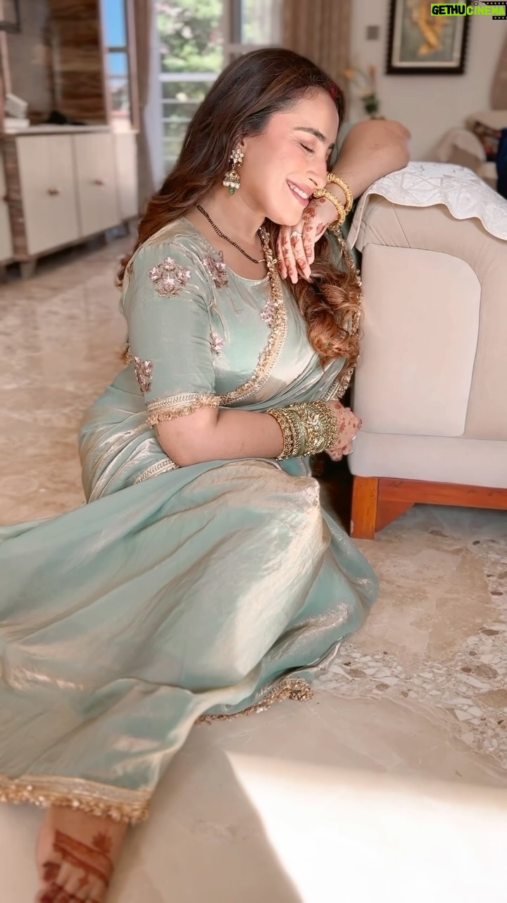 Noopur Kalra - 6.6K Likes - I might be starving but I still gotta look the part 😅. My Karvachauth look ❤️. 
.
#noopurkalra #karvachauth