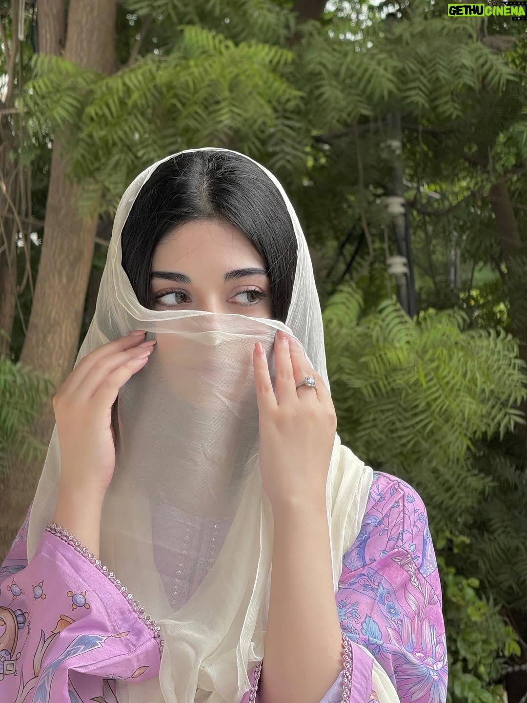 Noor Khan - 179.3K Likes - 