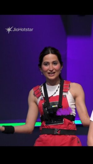 Noorin Sha Instagram - 8 days, 3 amazing friends, countless lessons, and one unforgettable host ! My first reality show journey was nothing short of incredible. Grateful for every moment!
Thank you to the entire team , our gorgeous Miss Rule @shreyakalraa and offcourse our society Master @munawar.faruqui 🤍🤍🤍
Came in like royalty, played my part like royalty, and left feeling every bit the royal I am😉♥️🎀
#pictureabhiebaakihaimeredost
#thesociety #noor #munawarfaruqui #jiohotstar #jiohotstarsparks #noorinsha #theroyals
