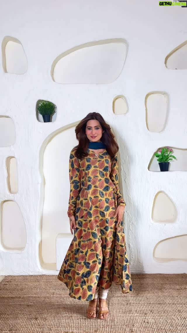 Noorin Sha - 6.6K Likes - When comfort meets charm. These dreamy suits are from TIECO,  go get yours🩷

#shalwarkameez #tieco #noor #explore #ootd #indianclothes #buynow