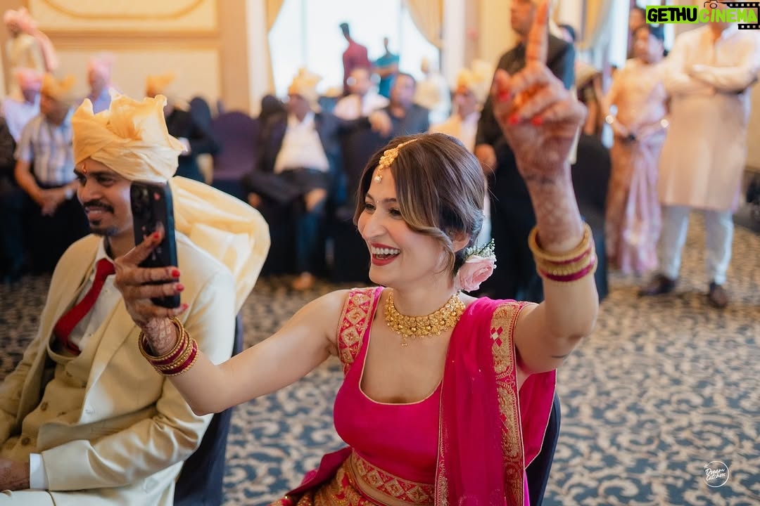 Noorin Sha - 6.2K Likes - Baraat scenes with bestie
Dolly♥️Minty 
😝🤌🏻🕺

#shaadi #baraat #besties #explore