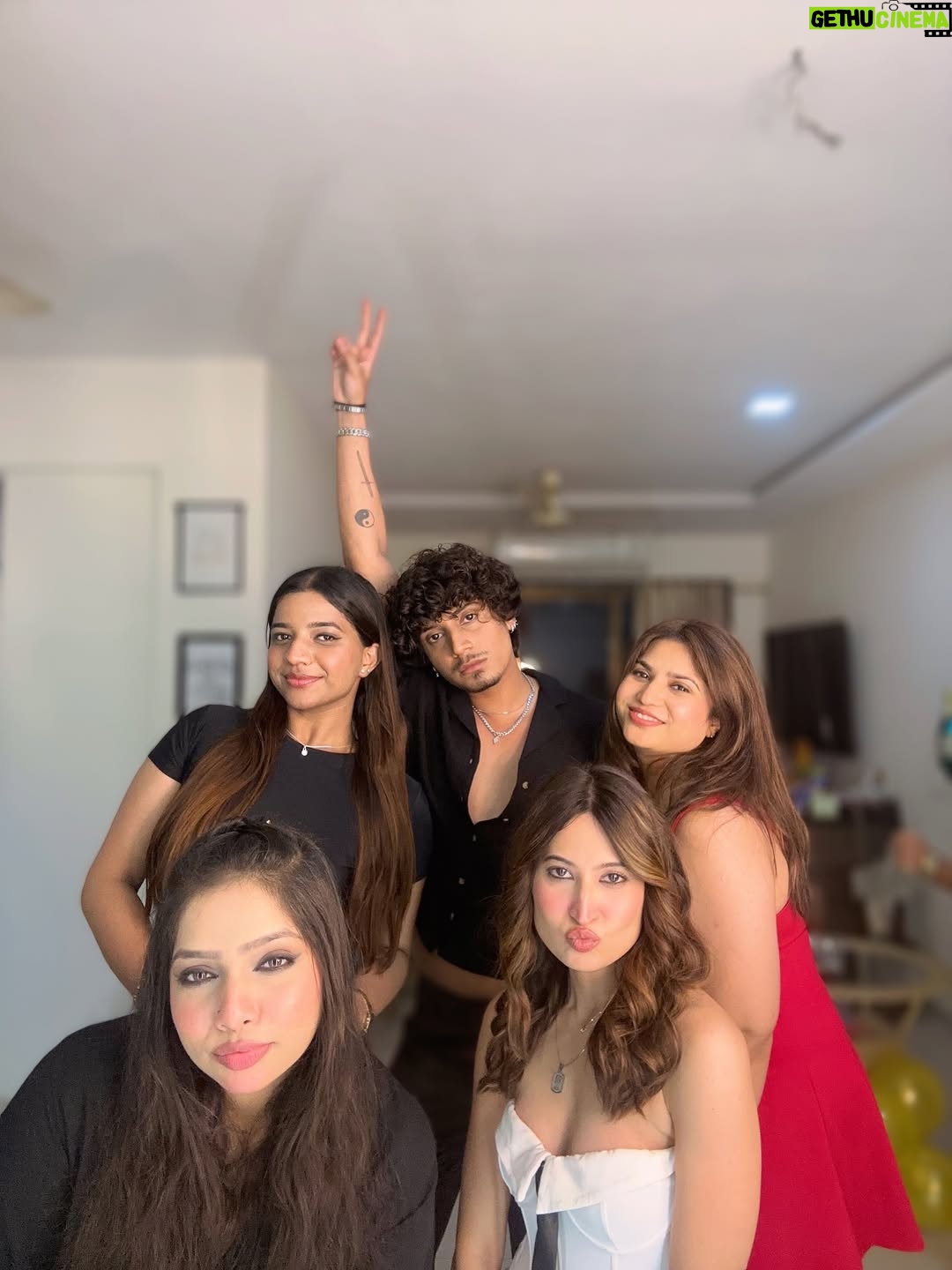 Noorin Sha - 9.6K Likes - From reality TV to real life celebrations 🎉✨ Grateful for the love, laughter, and late night dance moves with my day ones. Here’s to big dreams and even bigger cake! 🍰😋♥️ 

#alhamdulillah #sograteful❤️ #noor #thesociety #jiohotstar #munawarfaruqui #blessed #welldressed #kbye