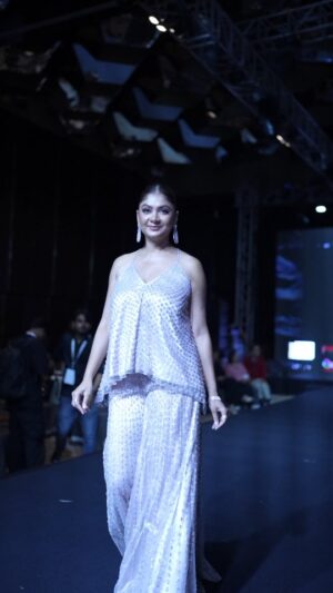 Nupur Kalra Instagram - When fashion meets purpose, the runway becomes more than just glamour—it becomes a voice of hope. ✨💖
Honoured to walk again for @festivalofhopefoundation in this stunning creation by @rohitgandhirahulkhanna.
@shalini.vig
It’s not just about the outfit, it’s about the courage, resilience, and stories this platform celebrates. 🌸
Grateful to be a small part of a cause that truly makes a difference. 💫
Tell me your favourite look from the reel—I already have mine! 👀💃
@nups_thebikermom
Glam & Hair💋 @bkccad
📍 @grandhyatt.gurgaon
🎥 @storytales_____
.
.
#FestivalOfHope #FashionForACause #gurgaon #RunwayWithPurpose #TheBikerMom