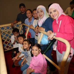 Actress Nur Fazura HD Photos and Wallpapers October 2025