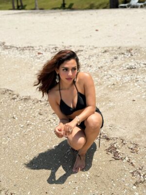 Nusraat Faria Instagram - Too much for your eyes? Then scroll, darling😘