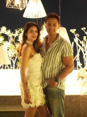 Nusrat Jahan Instagram - From Fighting the world together.. to fighting each other 😅( and still surviving).. 
from laughing till our stomachs hurt.. to hurting each other 🤦🏻‍♀️ 
We’ve officially mastered chaos !! 
To my favourite “Headache”… on your special day I wish only all things happy peaceful & successful.. Happy Birthday.. May u reach for the stars & beyond … 
@yashdasgupta