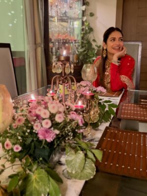 Nusrat Jahan Instagram - Gratitude & Positivity 🪔