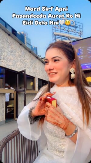 Nyesha Zane Instagram - Ab Jaa K Eid Hui Meri🫣❤️