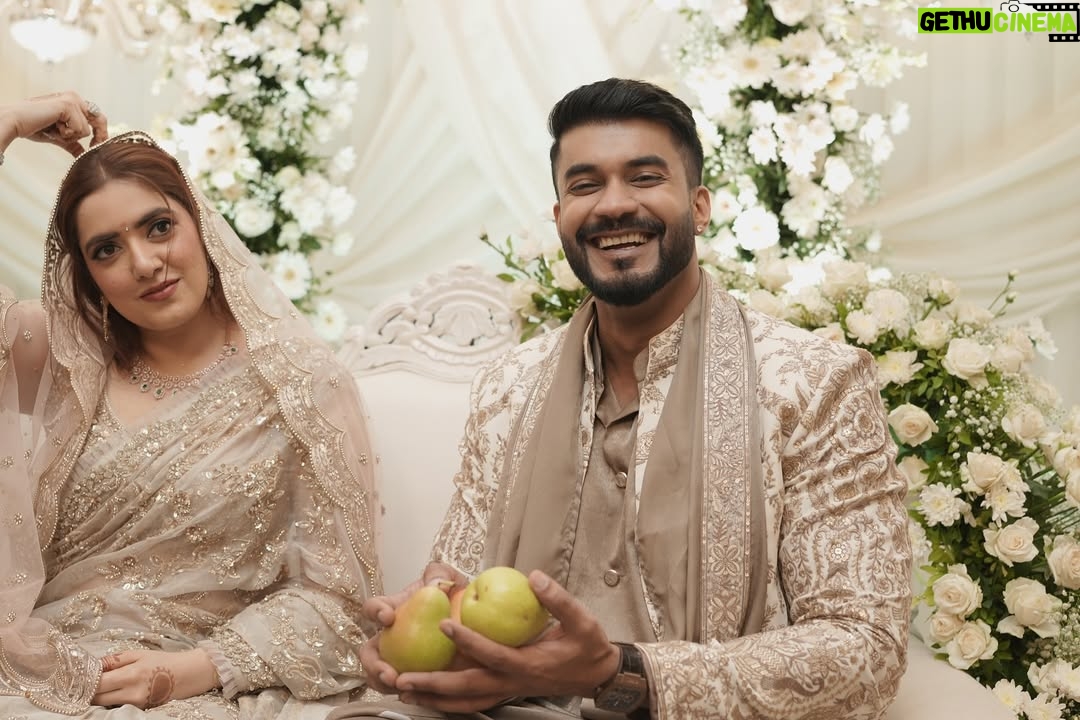 Nykkie Pandey - 83.6K Likes - Officially yours! First knot of forever ♾️

#rokadoneright #shestheone