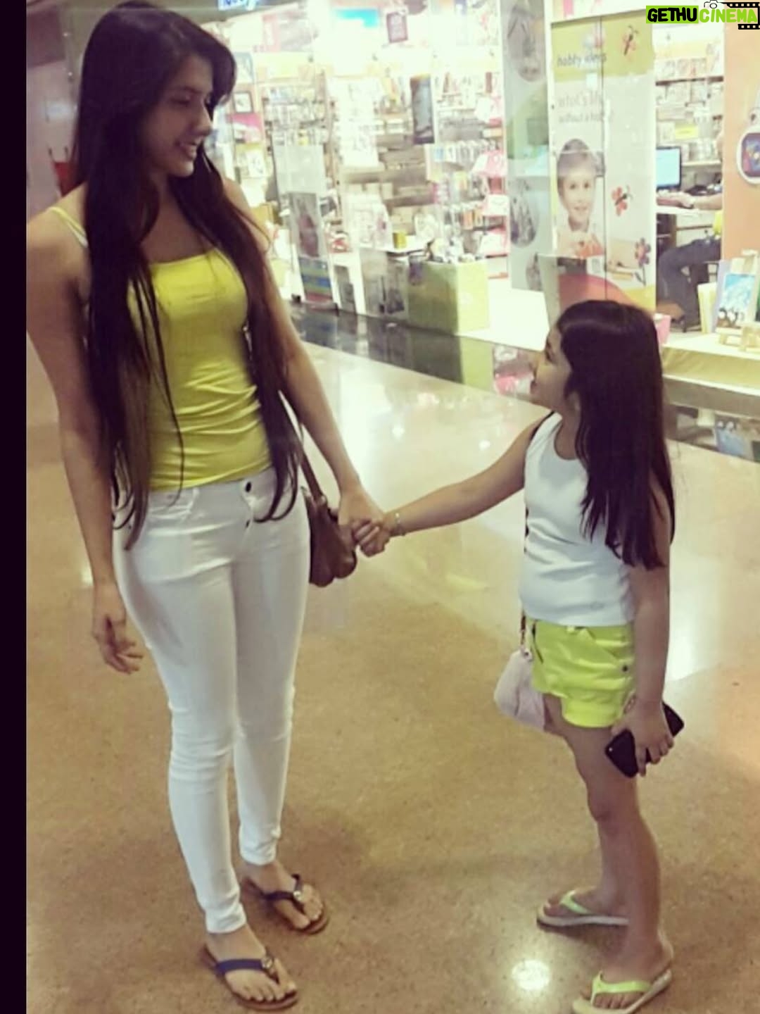 Nykkie Pandey - 7.1K Likes - Happy Birthday baby yona 
HOPE to see you soon♥️✨🐣