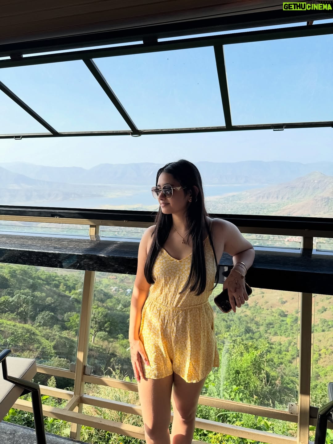Nykkie Pandey - 7.1K Likes - Happy Birthday baby yona 
HOPE to see you soon♥️✨🐣