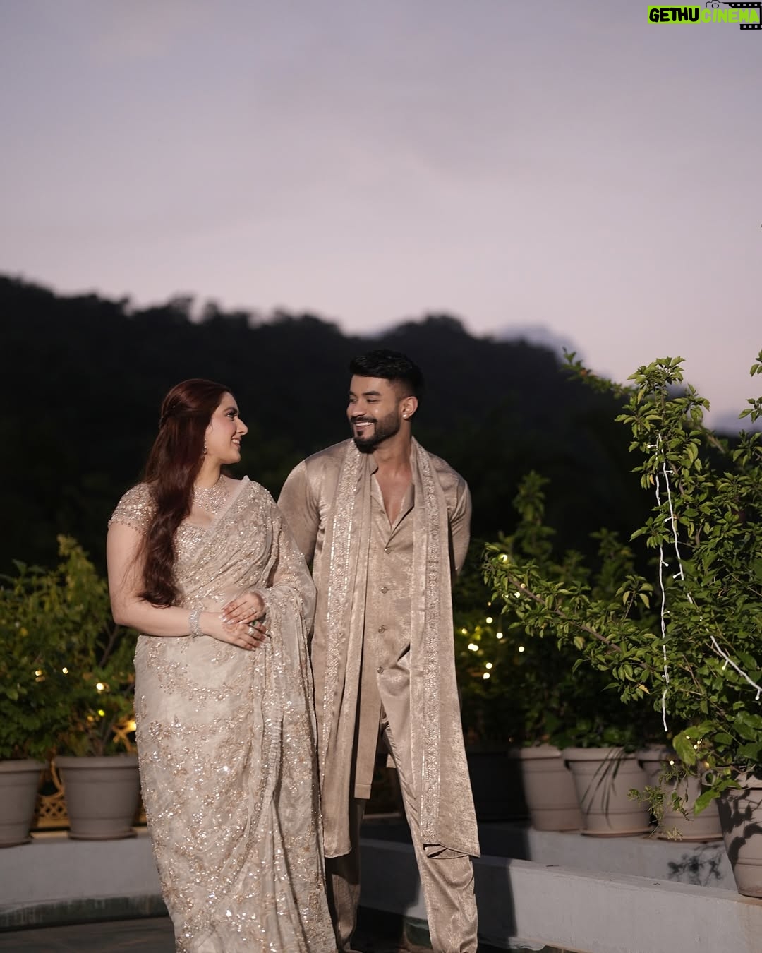 Nykkie Pandey - 83.6K Likes - Officially yours! First knot of forever ♾️

#rokadoneright #shestheone
