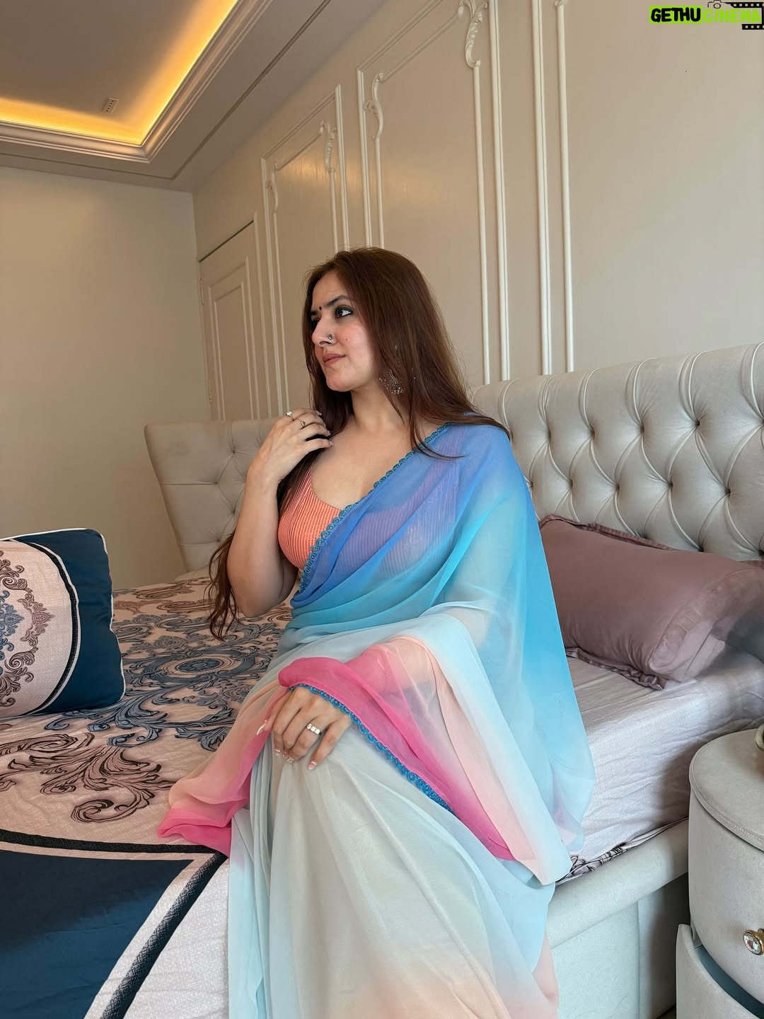 Nykkie Pandey - 10.1K Likes - 