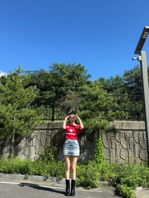 Oh Ha-young Instagram - Every Friday @coupangplay 
Please let‘s go up