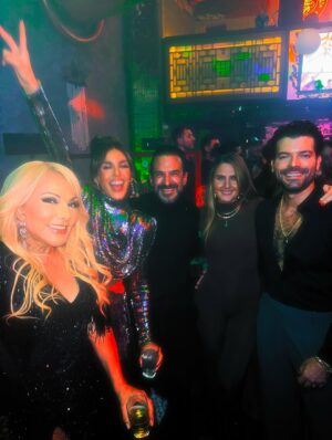Olivia Collins Instagram - Qué regalo @galileamontijo 🫰🏼🖤🤌🏼 Increíble la gozadera con todos mis compañeros, GRACIASSSSS 🧚🏼‍♀️✨✨✨

#GaliFest #oliviacollins #lcdf #lacasadelosfamosos