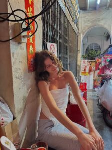 Actress Olivia Rouyre HD Photos and Wallpapers October 2025