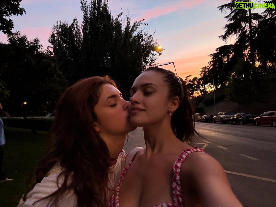 Ornella D'Elía - 71.8K Likes - el corazón repleto de vida;
te amo, mi amor
que especial sos
