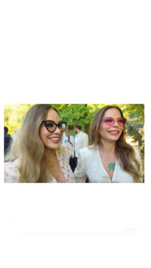 Ornella Muti Instagram - Ringrazio tutta la mia incredibile famiglia allargata 💖💖 il mio papà preferito e tutti i parenti, amici e collaboratori che hanno reso il nostro giorno speciale unico, divertente e indimenticabile! Un raduno di amore e condivisione, complicità e semplicità dove ci siamo preparati assieme come si faceva una volta. Grazie mamma @ornellamuti, grazia mamma acquisita @mariapelle_46 @asja__marzano @beatrice_marzano @angie_mrz73 @roberto.m68 (ora marito 🤪) e il nostro @masterchef_antonio che dalla Calabria é arrivato addirittura con un albero di olivo 🙏🏼 @skycap figlio @rosenoireayumi 💖🌹@blueeyedfamily sister @carola.terradura futura cognata
@andreafachinetti87 brother @elleluxibiza #bff @sabzappia #bestie @antonellagallo_catering @antonelladolci
@seleneriot (la musica pazzesca)
@claudiablengio mi ha fatto bella 💄 @simonebelliagency @simonebellireal un amico che all’ultimo ti manda il trucco direttamente dal Fedtival di Venezia 🫣🙈💖@dyson_it (indirettamente mi hanno fanno i capelli 🫣🤪 chi fa per sé fa per tre, con l’attrezzatura giusta però 💖)
@__marcodauria__ il mio incredibile video maker 💖💖 @sery_2202 la mia sister fata acquista e @philiagioielli per avermi creato le fedi più significative 🙏🏼💖 grazie @ulyanasergeenko miglior amica della mamma che era con noi anche se da lontano. Grazie @criso_jewels per le nostre foglie gioiello che rappresentano il nostro @cannabis_medical_center e le cure mediche alternative in cui crediamo 🙏🏼🙏🏼🙏🏼🙏🏼🙏🏼🙏🏼🙏🏼