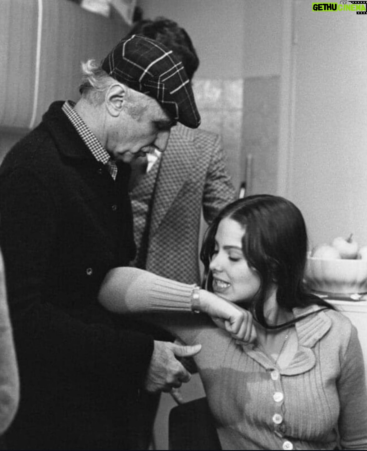 Ornella Muti - 10.9K Likes - Chi ricorda “Romanzo Popolare”? Questa sera sarò al @torinofilmfestival per rivivere l’emozione sul grande schermo del film uscito nel 1974. Sono passati 50 anni e io allora ne avevo 19. Sul set anche Ugo Tognazzi e Michele Placido. E a voi, emoziona ancora? ❤️

📸 Imdb “Romanzo Popolare” di Mario Monicelli (1974)
@giulio_base @tizianarocca @naikerivelli @frankiscoming @margaretdallospedale 
#mariomonicelli #romanzopopolare #ornellamuti #francescarivelli #ugotognazzi #cinema #film #torinofilmfestival