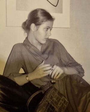 Ornella Muti Instagram - @stefanocostumi La bellezza non svanirà……. Mai…. .