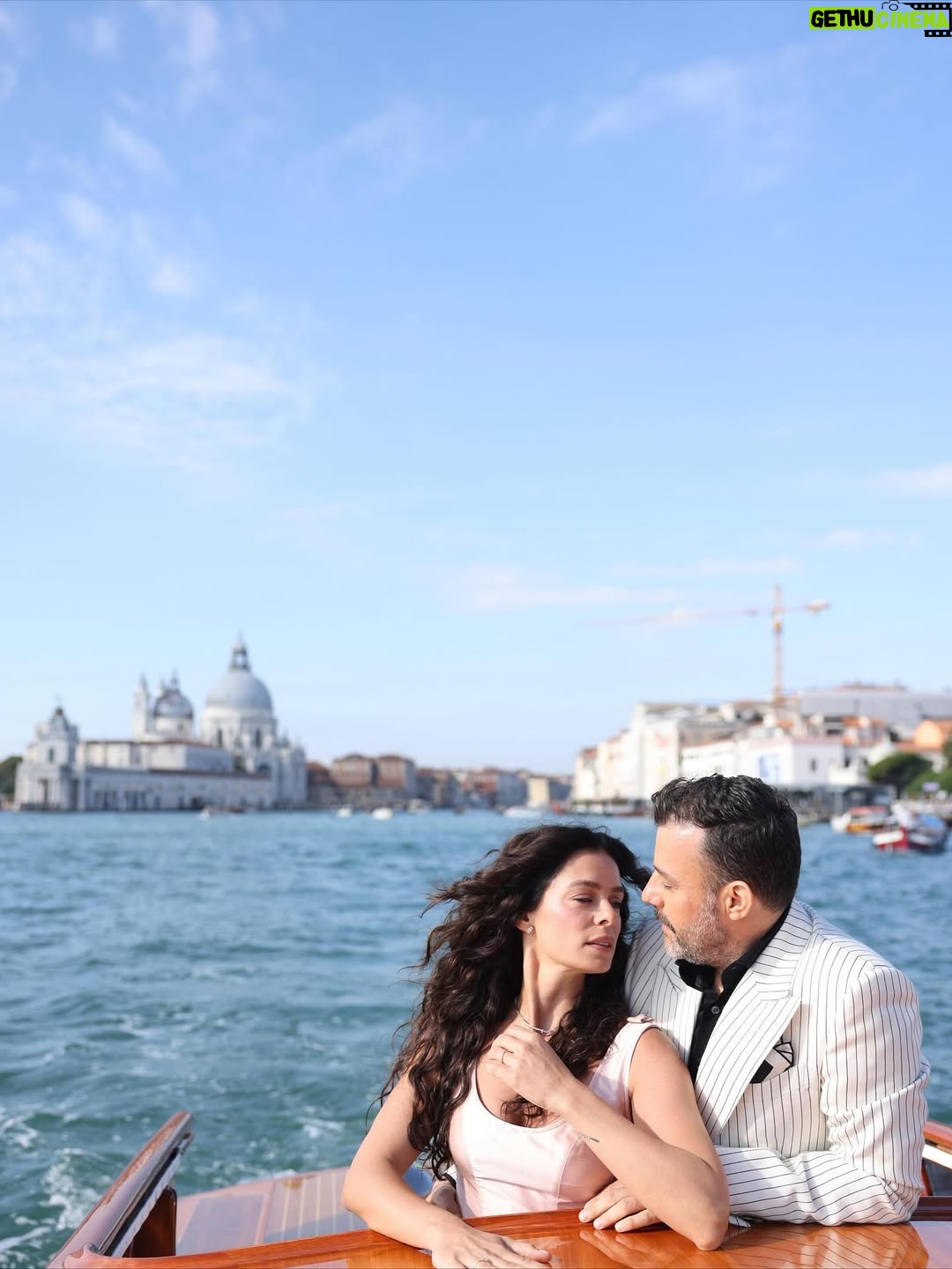 Özge Özpirinçci - 134.2K Likes - A story written under the Venetian sky. 💙
A day wrapped in elegance and cinematic magic — a moment we’ll never forget. 📸 : @bettyarditi_photography 📹 : @numanalkan