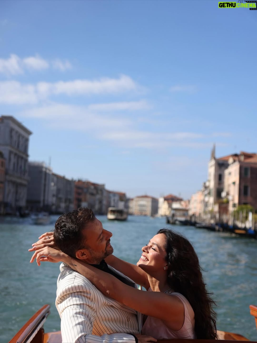Özge Özpirinçci - 134.2K Likes - A story written under the Venetian sky. 💙
A day wrapped in elegance and cinematic magic — a moment we’ll never forget. 📸 : @bettyarditi_photography 📹 : @numanalkan