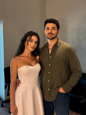 Özge Yağız Instagram - Sevgili Günlük,
Eylül’de görüşürüz !!
@gozlerikaradnz