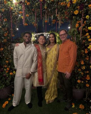 Padma Lakshmi Instagram - Our hope is for light to triumph over the dark that so many around the world experienced this year. We hope to count our blessings and hope for lasting peace. Om shanti. 

Thank you to @loasisfloraldesign for the flowers,
@moghulcaterers for the food, and @arunnj25, @tablajazz and @deeceebanks for the music 🌹