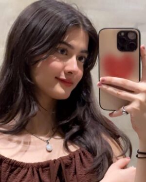 Palak Bharti Instagram - Just double tap 🎀