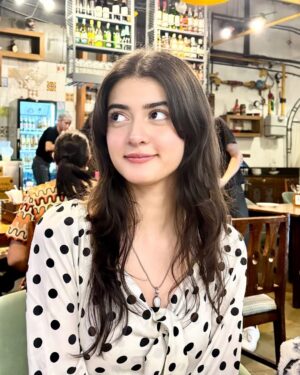 Palak Bharti Instagram - Happiest here🫧🌸✨