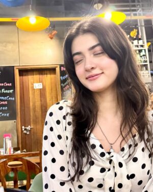 Palak Bharti Instagram - Happiest here🫧🌸✨