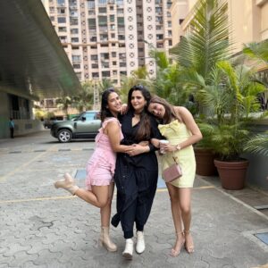 Pallak Yadav Instagram - Three hearts, one vibe: unstoppable since day one! 😍✨ #lifelongbesties #slayingtogether