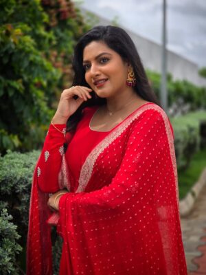 Pallavi Ramisetty Instagram - 🥀🫶