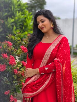 Pallavi Ramisetty Instagram - 🥀🫶