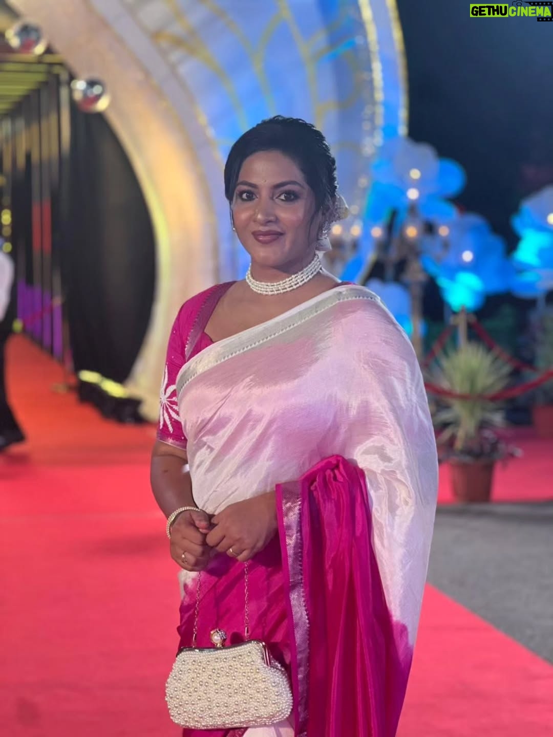 Pallavi Ramisetty - 14.8K Likes - Respect,Grateful and Gratitude 🙏 
ETV 30years 🌱

Pearl set : @rpj_customisedjewels
Hair style : @hairstylistravi

#hardwork #dedication #acting #adadeadharam #bharyamani #attarintikidaredi #etvserials #love
