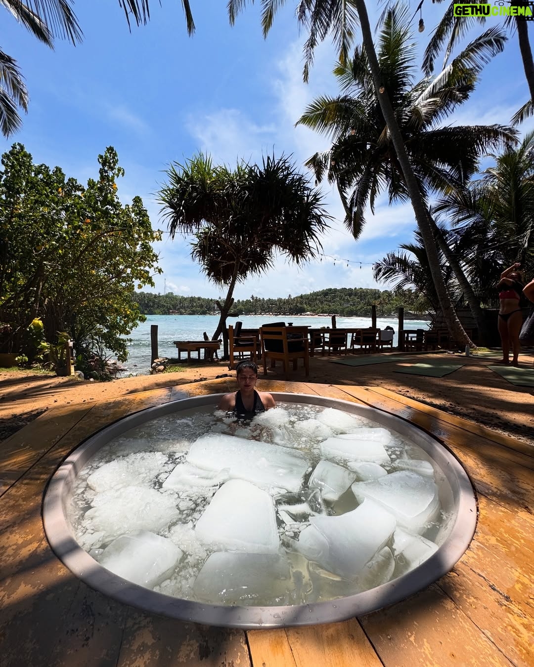 Pankti Shah - 6K Likes - Ice-solated 🥶 Just out here hydrating, quite literally, sometimes with coconuts, sometimes with cocktails. 🥥🍸🤪

#happykid #wildchild #travelgram #srilanka #beachlife #icebath #foodie #adventure #crazytraveller #panktishah #differentlifestyle #living #feeling