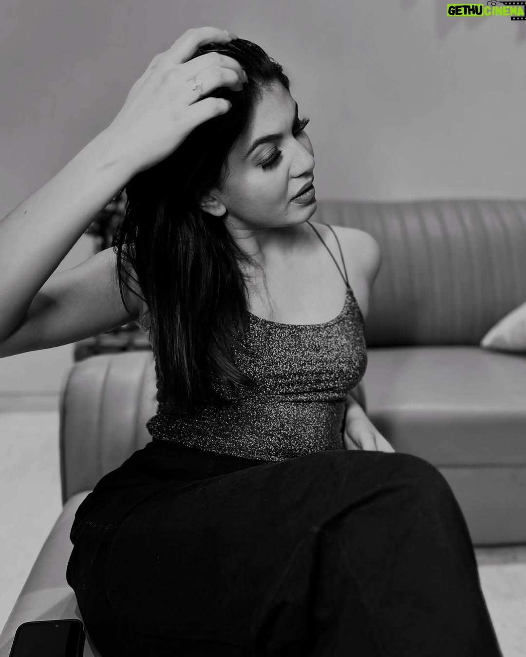 Pankti Shah - 6.2K Likes - A goddess is not created. She is awakened. ❤️

Mua @blenditbysyalli 🌸

#panktishah #model #modelstyle #explorepage✨ #modeling #modelphotoshoot #photoshoot #makeupartist #goddess #divinefeminineenergy #divinefeminine #backinaction