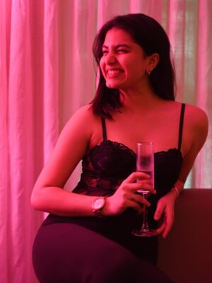 Pankti Shah Instagram - Very Khi Khi kinda girl! 🤭🐒♥️
#goofy #panktishah #happychild #sapphire