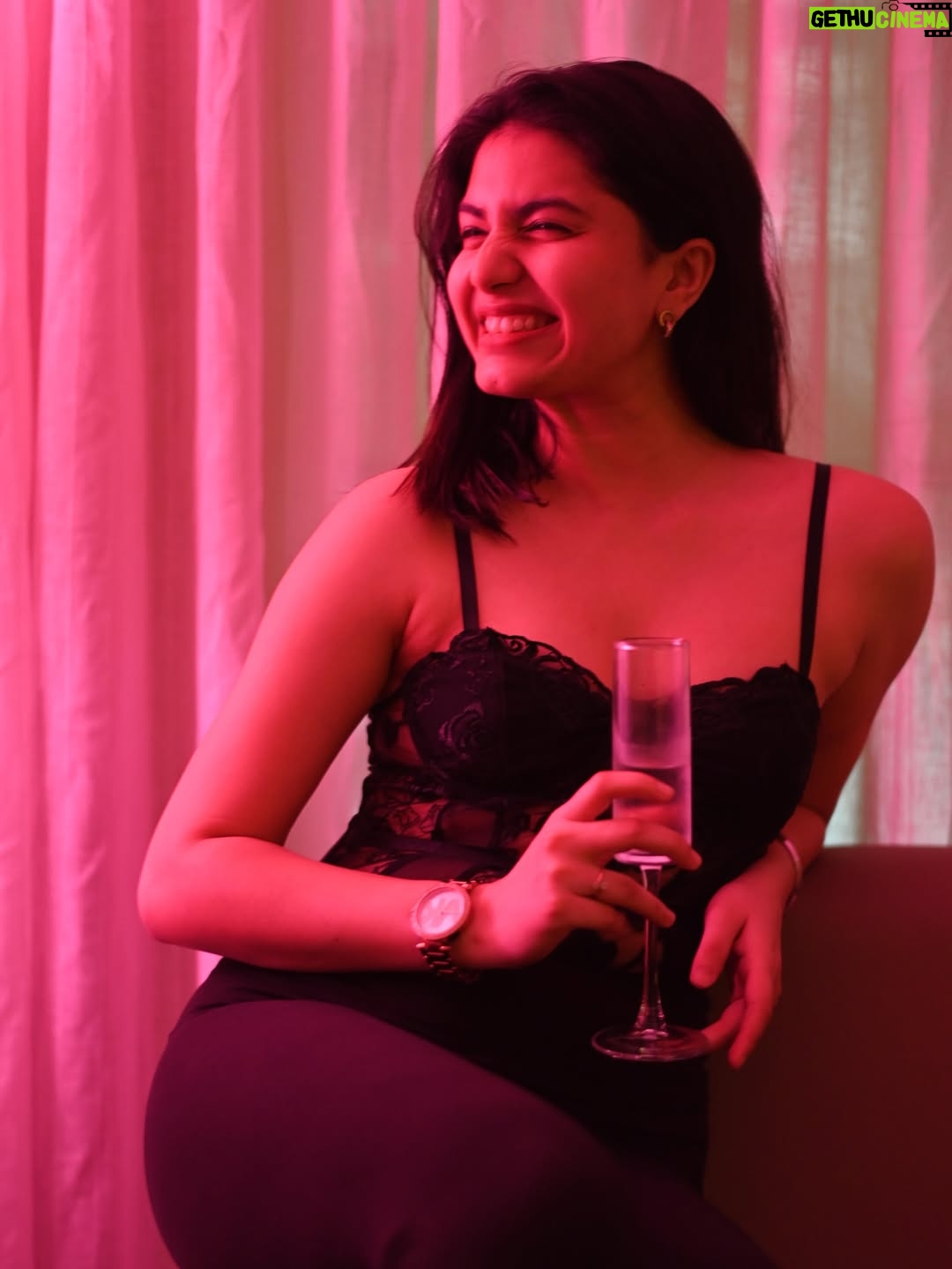 Pankti Shah - 13K Likes - Very Khi Khi kinda girl! 🤭🐒♥️

#goofy #panktishah #happychild #sapphire